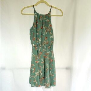 Chic Floral Sleeveless Wedding Dress